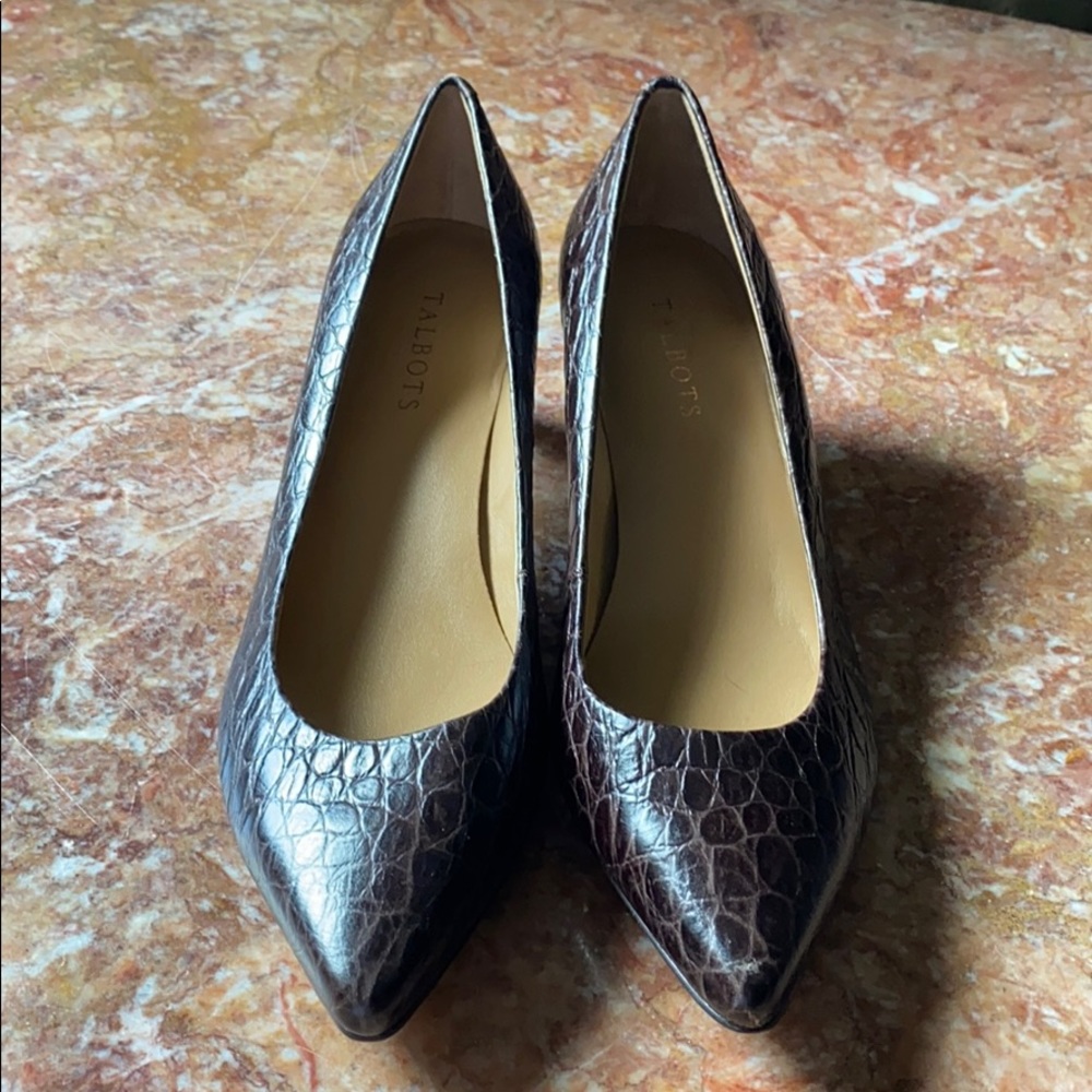 Leather Talbots Pumps - Women’s 10.5
